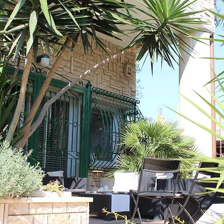 Wanda - Residenza Di Charme Bed & Breakfast Trani