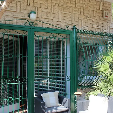 Wanda - Residenza Di Charme Panzió Trani