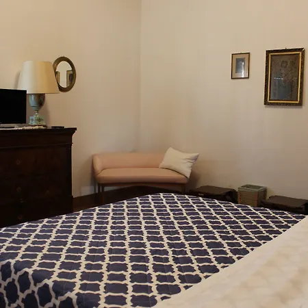 Alojamento de Acomodação e Pequeno-almoço Wanda - Residenza Di Charme 4*