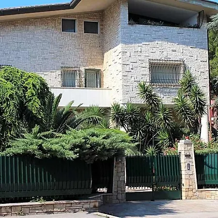 לינה וארוחת בוקר Wanda - Residenza Di Charme טרני